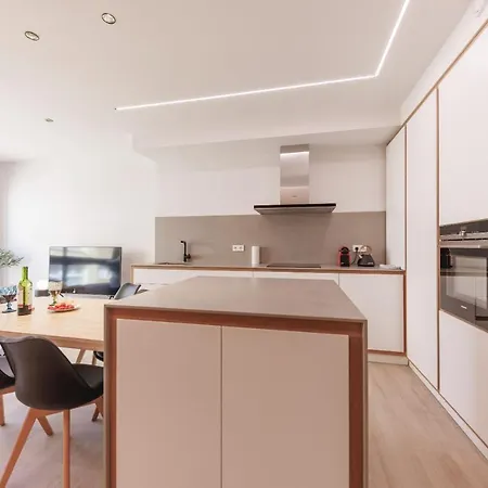 Bravissimo Centre, Modern 2-bedroom Appartement Gerona