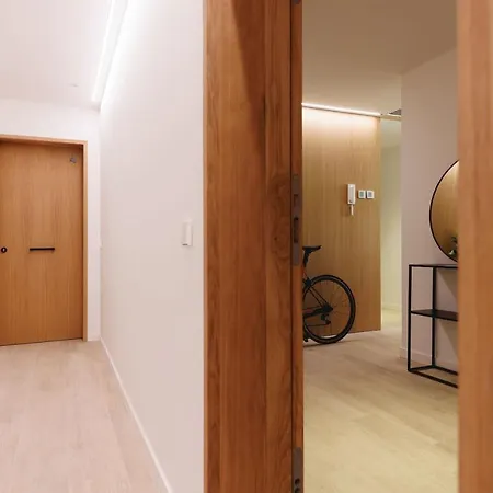 Bravissimo Centre, Modern 2-bedroom Жирона