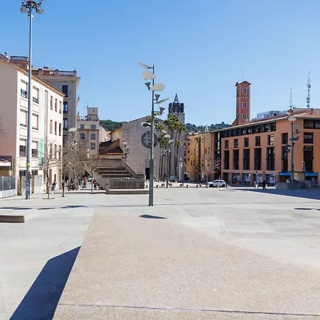 Bravissimo Centre, Modern 2-bedroom * Girona