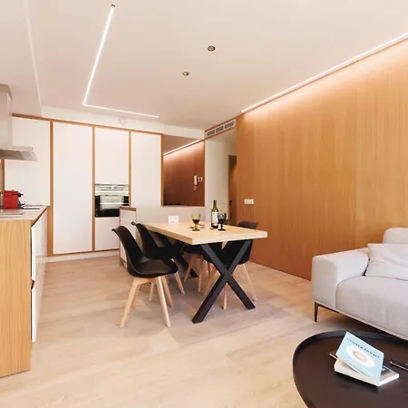 Апартаменты Bravissimo Centre, Modern 2-bedroom *