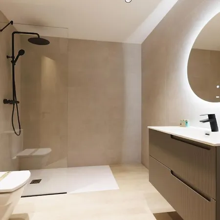 Апартаменты Bravissimo Centre, Modern 2-bedroom
