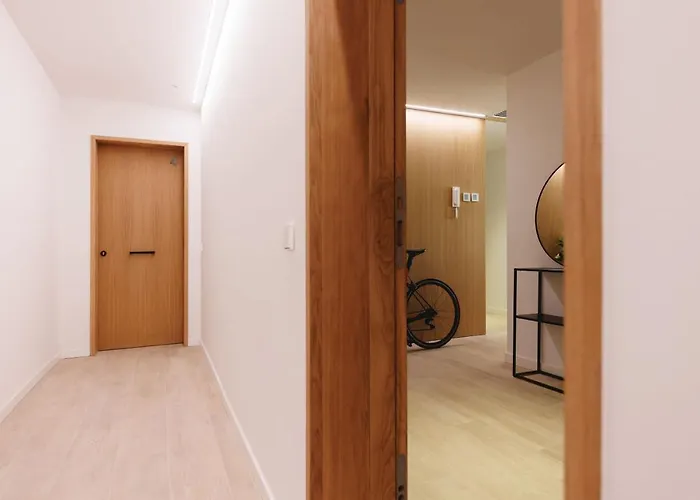Bravissimo Centre, Modern 2-bedroom Girona